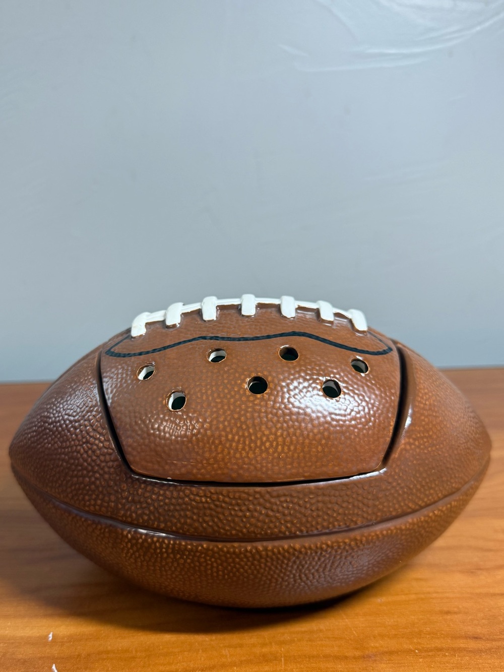Scentsy First Down Football Warmer Candle Wax Tested Working No Box - Picture 2 of 5